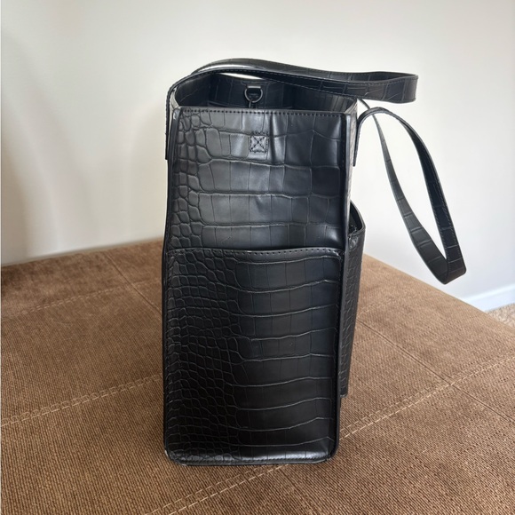 Black Crocodile Beis Work Tote - Picture 4 of 9